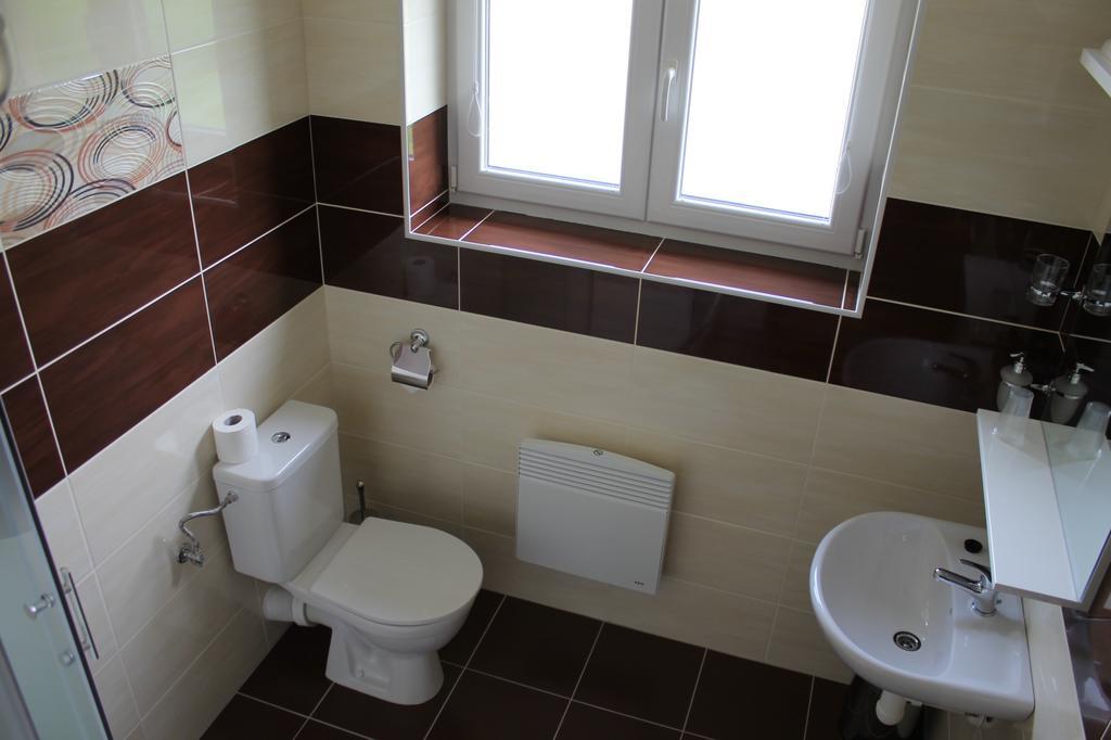 Hotel Penzion U Sklepu à Hovorany Extérieur photo